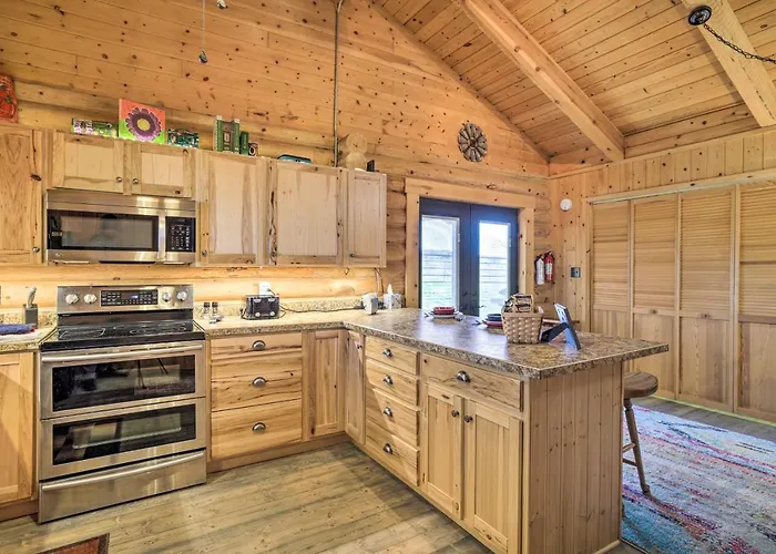 Remote W/ Gas Stove < 7 Mi To Town! Glendo