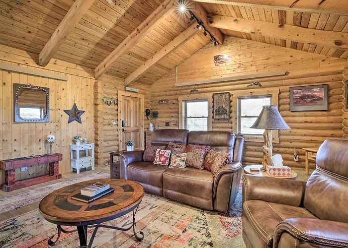 Remote W/ Gas Stove < 7 Mi To Town!