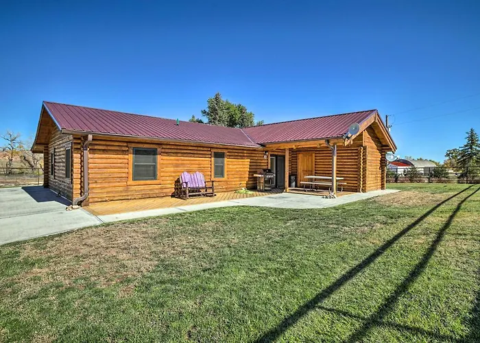 Holiday home Remote W/ Gas Stove < 7 Mi To Town! Glendo