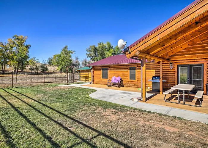 Remote W/ Gas Stove < 7 Mi To Town! Holiday home